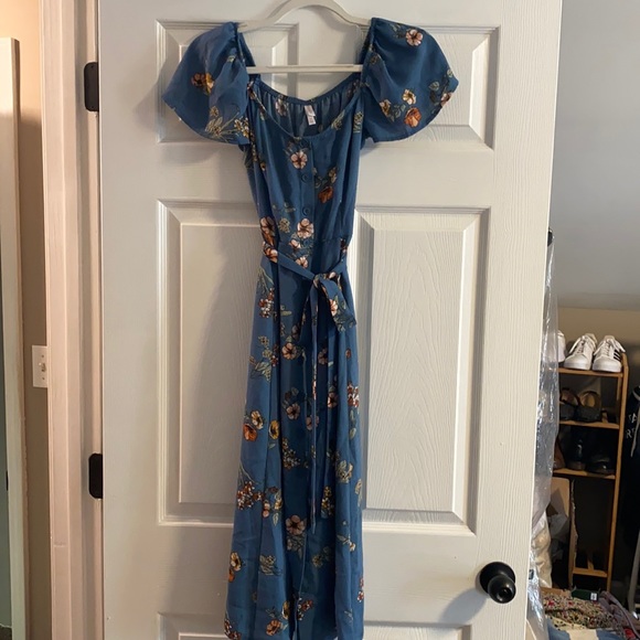 Spring/Summer Dress - Picture 2 of 5